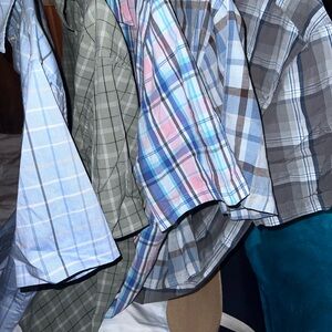 MENS SHORT SLEEVE SHIRTS. SIZE M